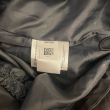 Load image into Gallery viewer, The North Face Summit Series Gore-Tex Jacket Size Small
