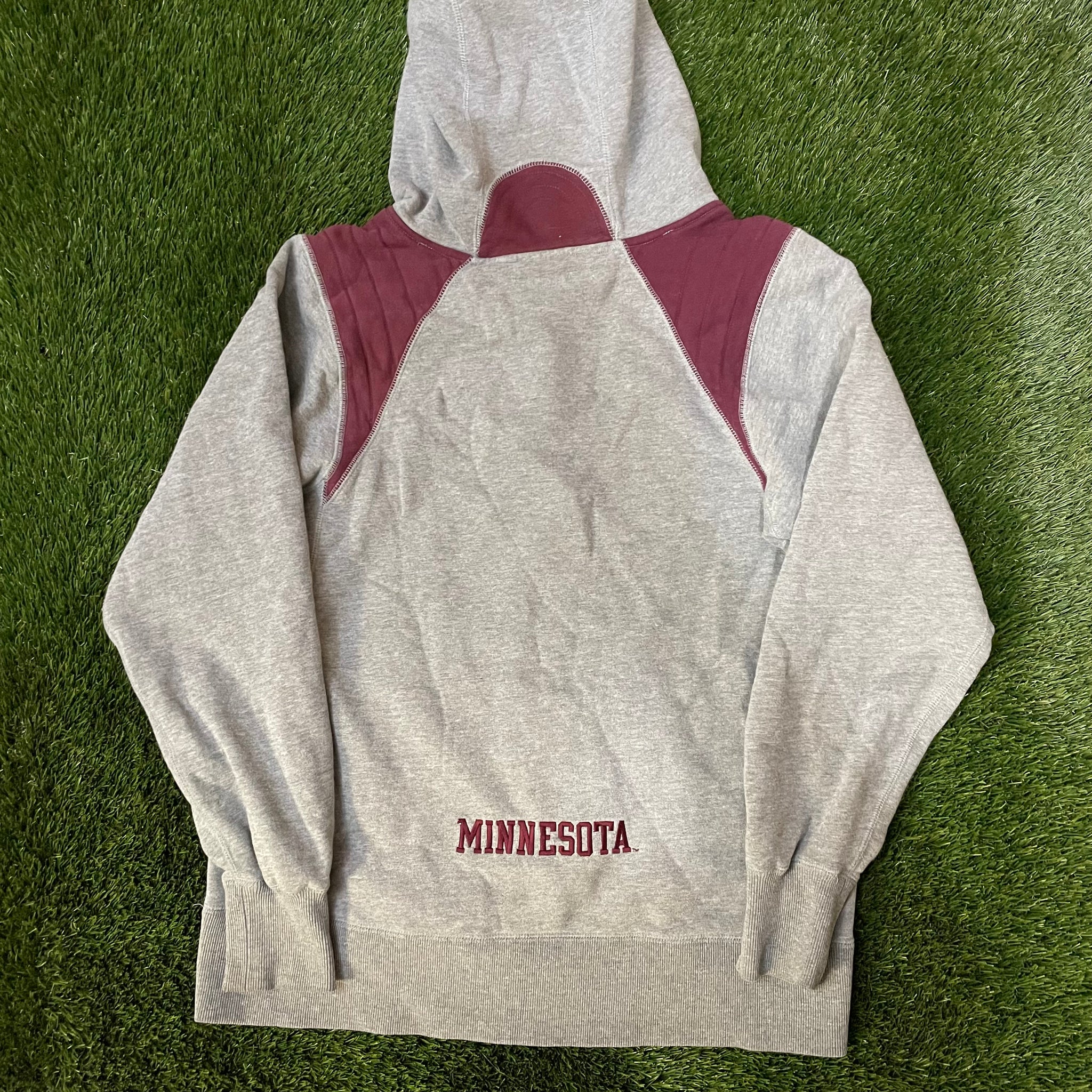 Middle check nike online hoodie